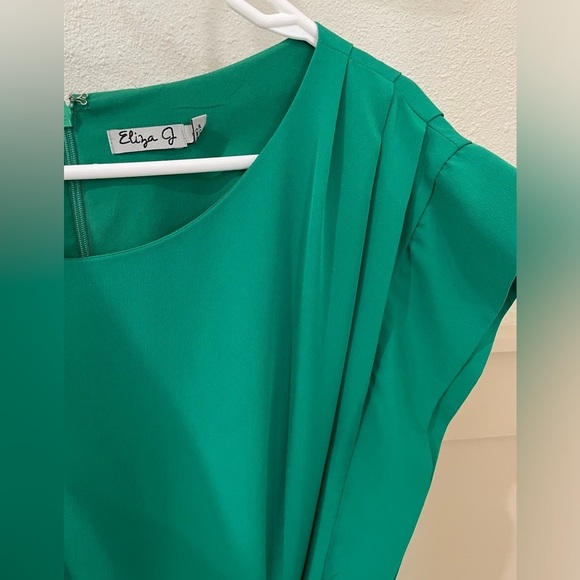 Eliza J Green Mini Dress with Pockets and Tie Size 10 - Picture 3 of 10